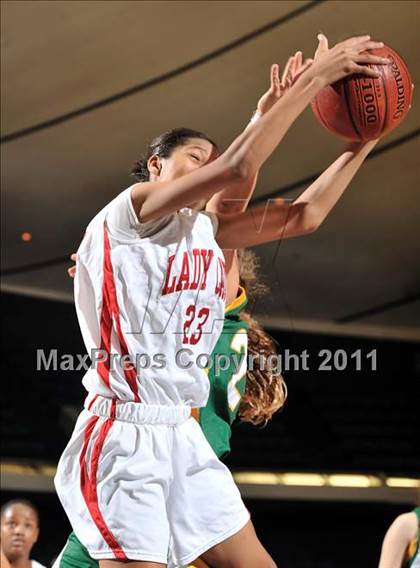 Thumbnail 3 in Serra vs. St. Joseph (CIF SS D3AA Final) photogallery.