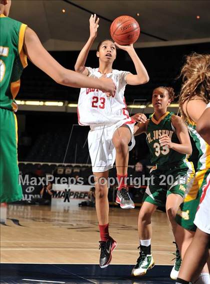Thumbnail 3 in Serra vs. St. Joseph (CIF SS D3AA Final) photogallery.