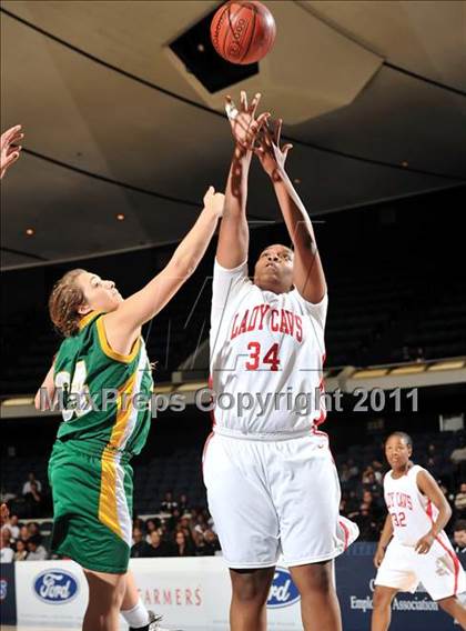 Thumbnail 3 in Serra vs. St. Joseph (CIF SS D3AA Final) photogallery.