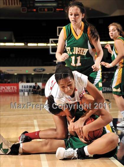 Thumbnail 1 in Serra vs. St. Joseph (CIF SS D3AA Final) photogallery.