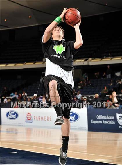 Thumbnail 2 in Serra vs. St. Joseph (CIF SS D3AA Final) photogallery.