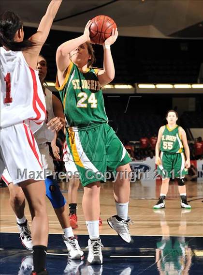 Thumbnail 3 in Serra vs. St. Joseph (CIF SS D3AA Final) photogallery.