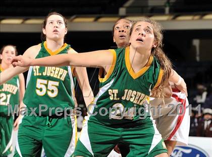 Thumbnail 3 in Serra vs. St. Joseph (CIF SS D3AA Final) photogallery.
