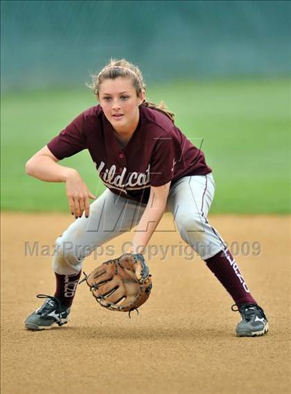Thumbnail 2 in Grand Prairie @ Plano (UIL Class 5A Region I Playoffs) photogallery.