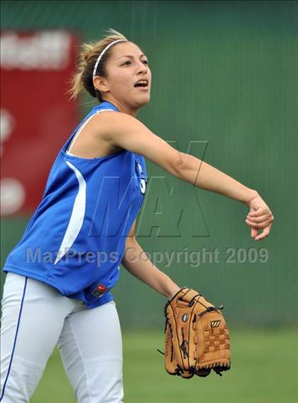 Thumbnail 2 in Grand Prairie @ Plano (UIL Class 5A Region I Playoffs) photogallery.