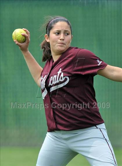 Thumbnail 2 in Grand Prairie @ Plano (UIL Class 5A Region I Playoffs) photogallery.