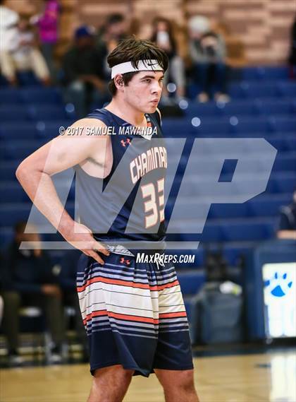 Thumbnail 2 in Chaminade vs Loyola photogallery.
