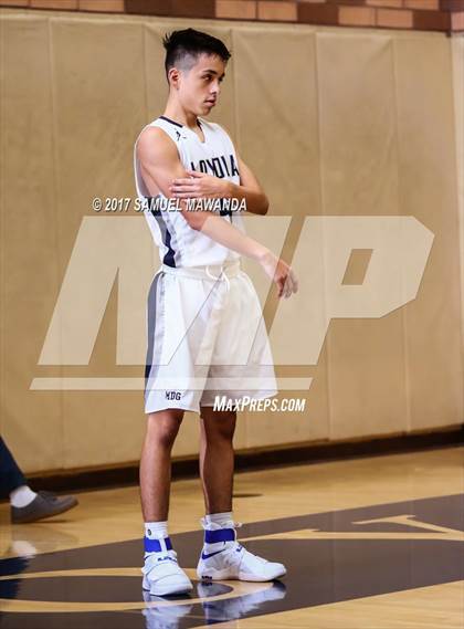 Thumbnail 1 in Chaminade vs Loyola photogallery.