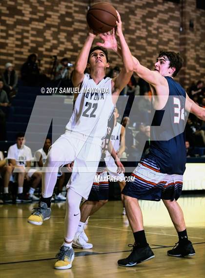 Thumbnail 3 in Chaminade vs Loyola photogallery.