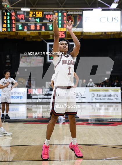 Thumbnail 2 in Springdale vs. Bay (Barry Pruitt Hurricane Classic) photogallery.