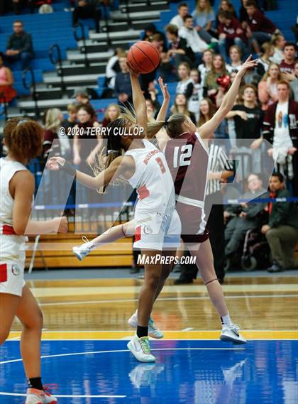 Thumbnail 1 in Morgan vs. Judge Memorial (UHSAA 3A Quarterfinal) photogallery.