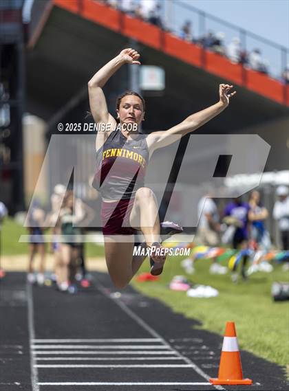 Thumbnail 3 in Myrhum Invitational (Long Jump Flight 3) photogallery.