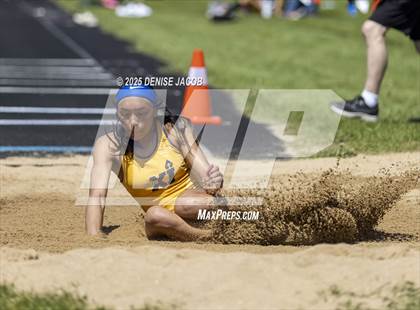 Thumbnail 3 in Myrhum Invitational (Long Jump Flight 3) photogallery.
