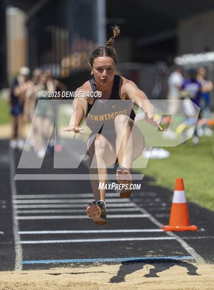 Thumbnail 2 in Myrhum Invitational (Long Jump Flight 3) photogallery.
