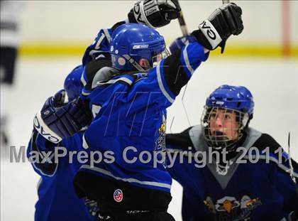 Thumbnail 1 in East Catholic vs. Wilton (CIAC Division 2 Quarterfinal) photogallery.
