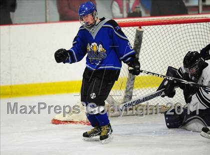 Thumbnail 3 in East Catholic vs. Wilton (CIAC Division 2 Quarterfinal) photogallery.