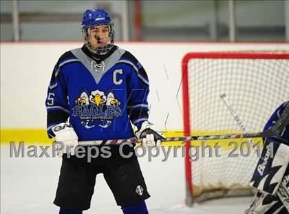 Thumbnail 3 in East Catholic vs. Wilton (CIAC Division 2 Quarterfinal) photogallery.