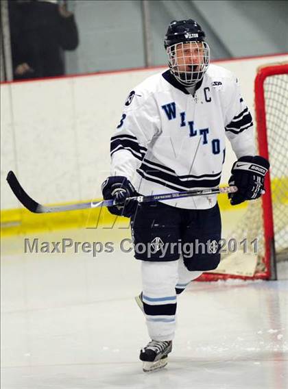 Thumbnail 3 in East Catholic vs. Wilton (CIAC Division 2 Quarterfinal) photogallery.