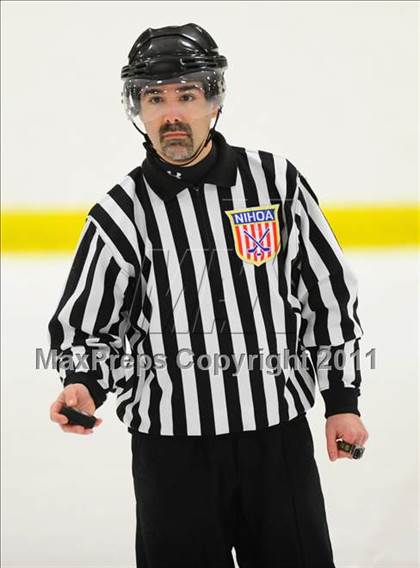Thumbnail 1 in East Catholic vs. Wilton (CIAC Division 2 Quarterfinal) photogallery.