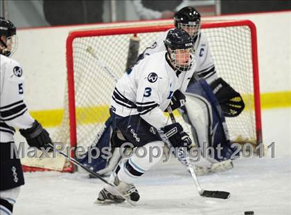 Thumbnail 1 in East Catholic vs. Wilton (CIAC Division 2 Quarterfinal) photogallery.