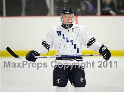 Thumbnail 3 in East Catholic vs. Wilton (CIAC Division 2 Quarterfinal) photogallery.