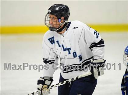 Thumbnail 3 in East Catholic vs. Wilton (CIAC Division 2 Quarterfinal) photogallery.