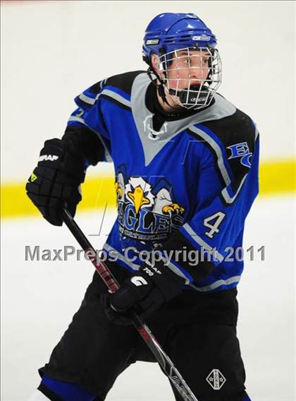Thumbnail 2 in East Catholic vs. Wilton (CIAC Division 2 Quarterfinal) photogallery.