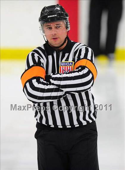 Thumbnail 3 in East Catholic vs. Wilton (CIAC Division 2 Quarterfinal) photogallery.