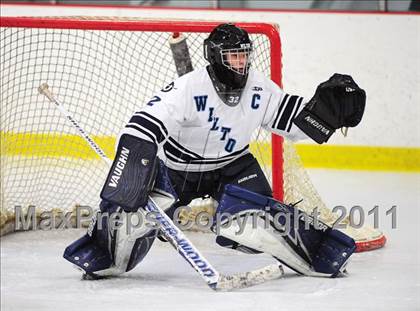 Thumbnail 3 in East Catholic vs. Wilton (CIAC Division 2 Quarterfinal) photogallery.