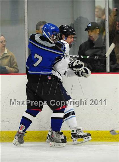 Thumbnail 1 in East Catholic vs. Wilton (CIAC Division 2 Quarterfinal) photogallery.