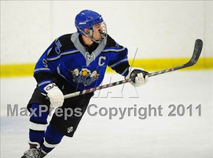 Thumbnail 3 in East Catholic vs. Wilton (CIAC Division 2 Quarterfinal) photogallery.