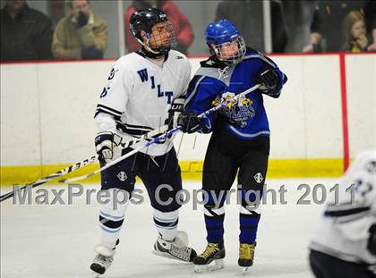 Thumbnail 3 in East Catholic vs. Wilton (CIAC Division 2 Quarterfinal) photogallery.