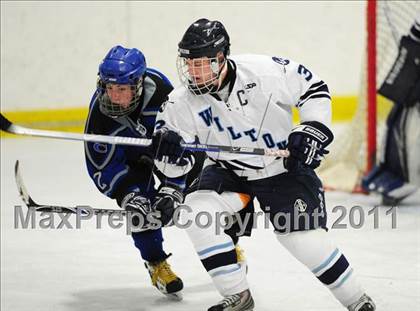 Thumbnail 3 in East Catholic vs. Wilton (CIAC Division 2 Quarterfinal) photogallery.