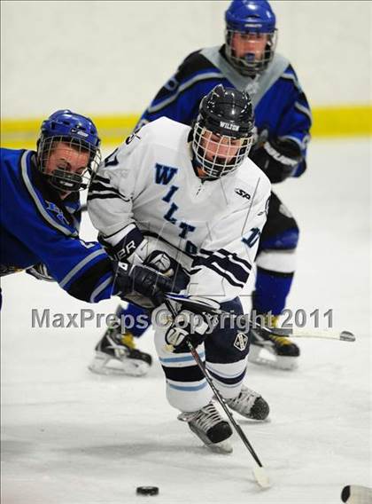 Thumbnail 1 in East Catholic vs. Wilton (CIAC Division 2 Quarterfinal) photogallery.