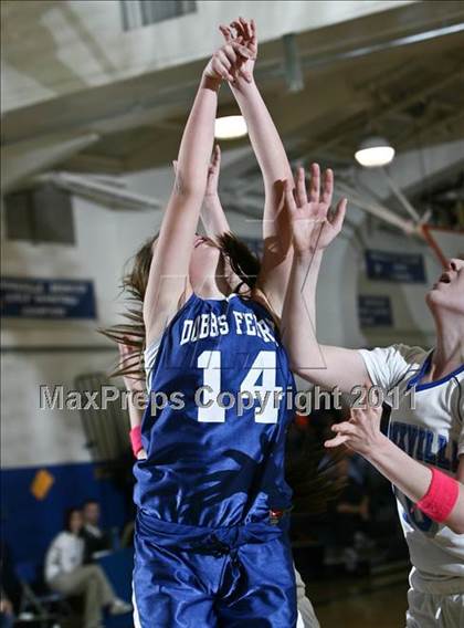 Thumbnail 3 in Dobbs Ferry vs Bronxville (Section 1 Class B Quarterfinal) photogallery.