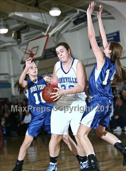 Thumbnail 3 in Dobbs Ferry vs Bronxville (Section 1 Class B Quarterfinal) photogallery.