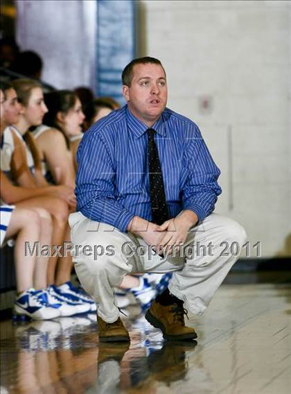 Thumbnail 2 in Dobbs Ferry vs Bronxville (Section 1 Class B Quarterfinal) photogallery.