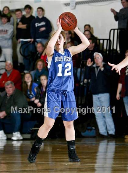 Thumbnail 2 in Dobbs Ferry vs Bronxville (Section 1 Class B Quarterfinal) photogallery.