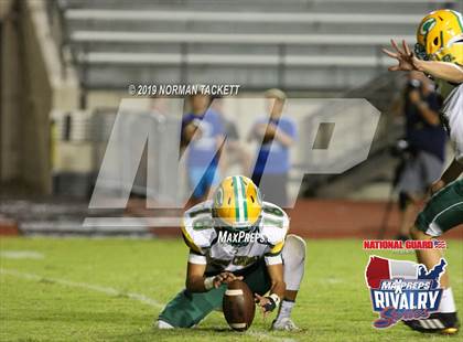 Thumbnail 2 in Bishop Carroll @ Kapaun Mt. Carmel (2018 MaxPreps Rivalry Series) photogallery.