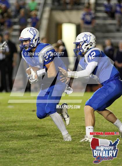 Thumbnail 2 in Bishop Carroll @ Kapaun Mt. Carmel (2018 MaxPreps Rivalry Series) photogallery.