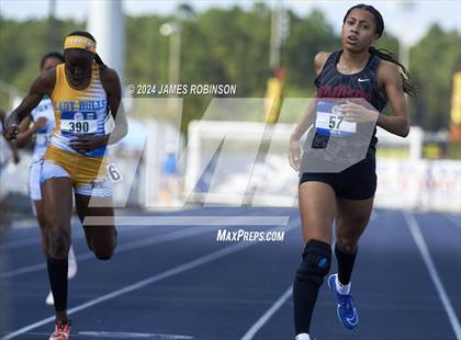 Thumbnail 3 in Bob Hayes Invitational (400 Meter Final) photogallery.