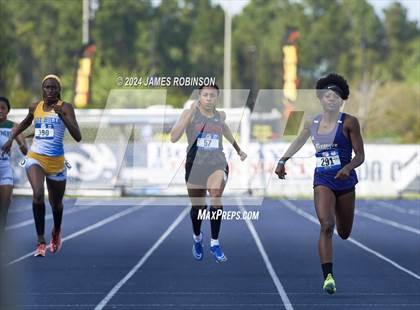 Thumbnail 1 in Bob Hayes Invitational (400 Meter Final) photogallery.