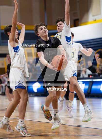 Thumbnail 3 in Mattituck vs Port Jefferson (NYSPHSAA  Sec. XI Class C Championship) photogallery.
