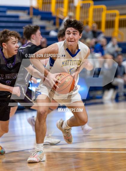 Thumbnail 1 in Mattituck vs Port Jefferson (NYSPHSAA  Sec. XI Class C Championship) photogallery.