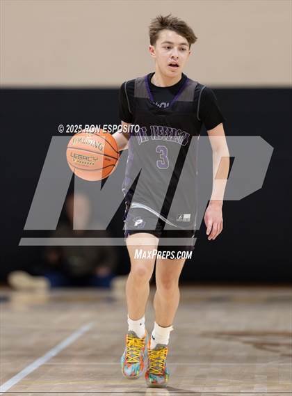Thumbnail 2 in Mattituck vs Port Jefferson (NYSPHSAA  Sec. XI Class C Championship) photogallery.