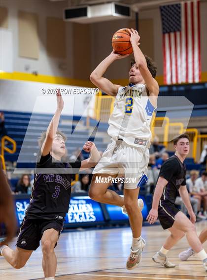 Thumbnail 1 in Mattituck vs Port Jefferson (NYSPHSAA  Sec. XI Class C Championship) photogallery.