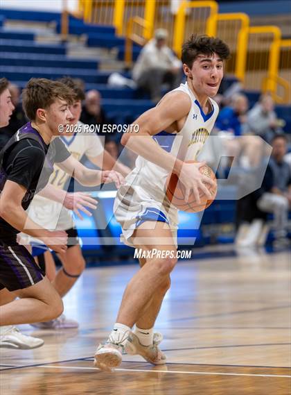 Thumbnail 3 in Mattituck vs Port Jefferson (NYSPHSAA  Sec. XI Class C Championship) photogallery.