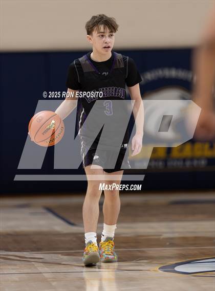 Thumbnail 1 in Mattituck vs Port Jefferson (NYSPHSAA  Sec. XI Class C Championship) photogallery.