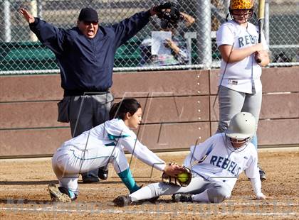 Thumbnail 2 in Kennedy vs South (Mira Monte Invitational) photogallery.