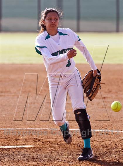 Thumbnail 2 in Kennedy vs South (Mira Monte Invitational) photogallery.